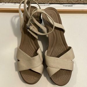 Size 11 Crocs tan wedges
